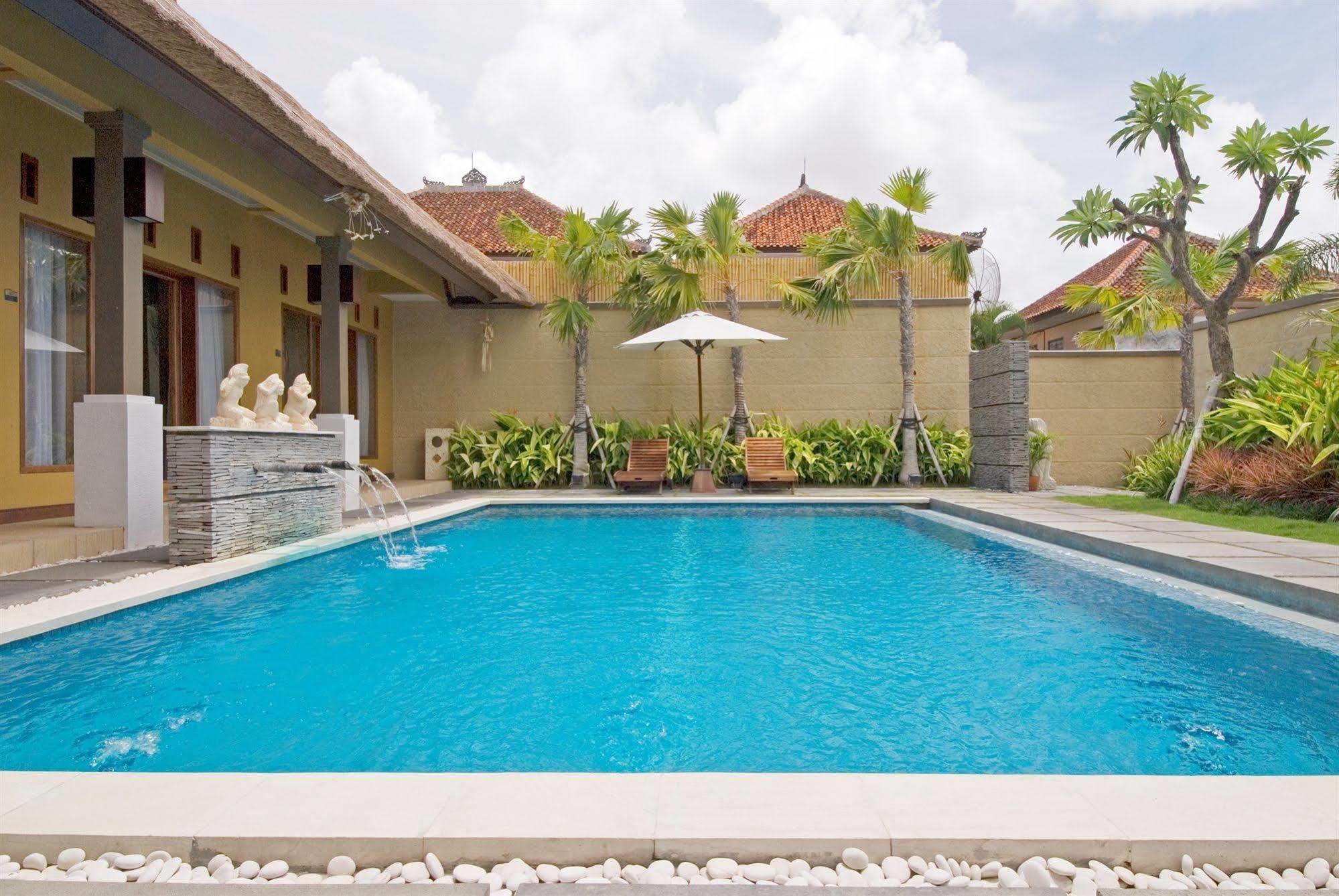 D'Alang Alang Villas Seminyak Kültér fotó
